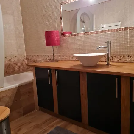Oliva Jacuzzi Sauna Billard Piscine Chauffee