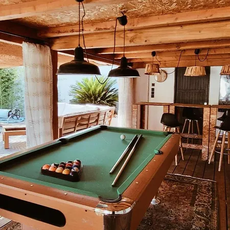 Oliva Jacuzzi Sauna Billard Piscine Chauffee Langlade